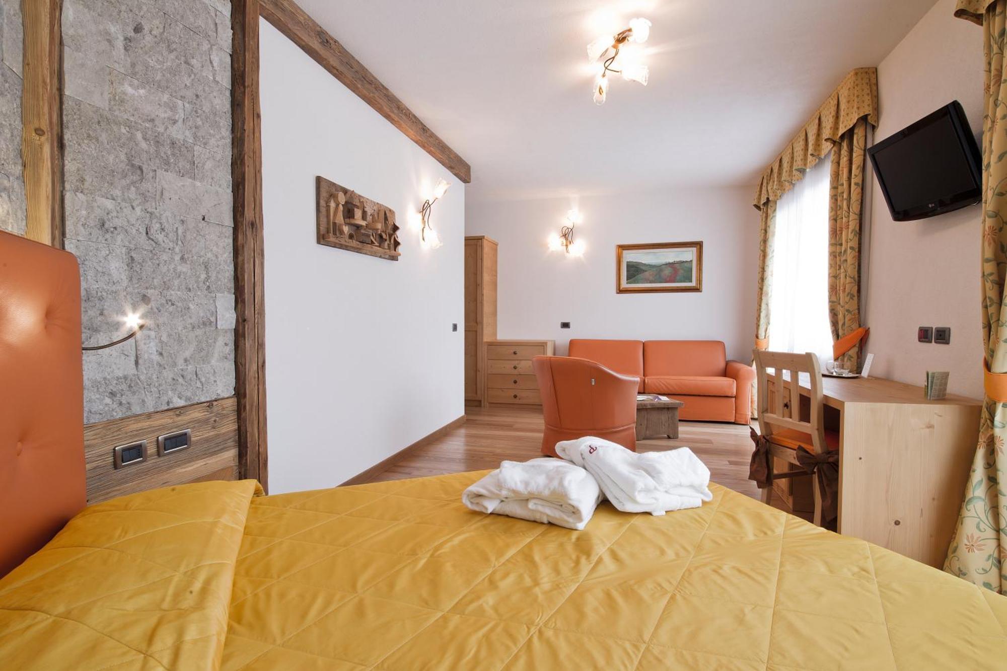 Alpenhotel Panorama Campitello di Fassa Εξωτερικό φωτογραφία