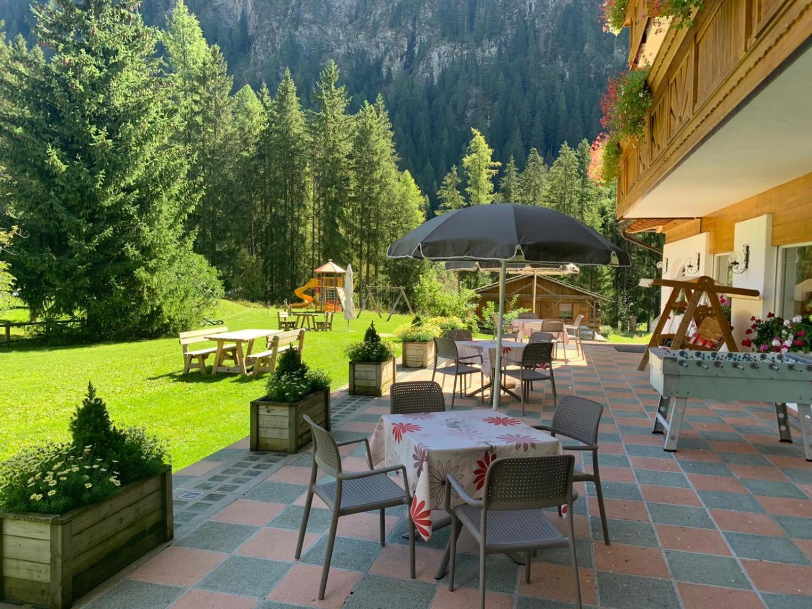 Alpenhotel Panorama Campitello di Fassa Εξωτερικό φωτογραφία