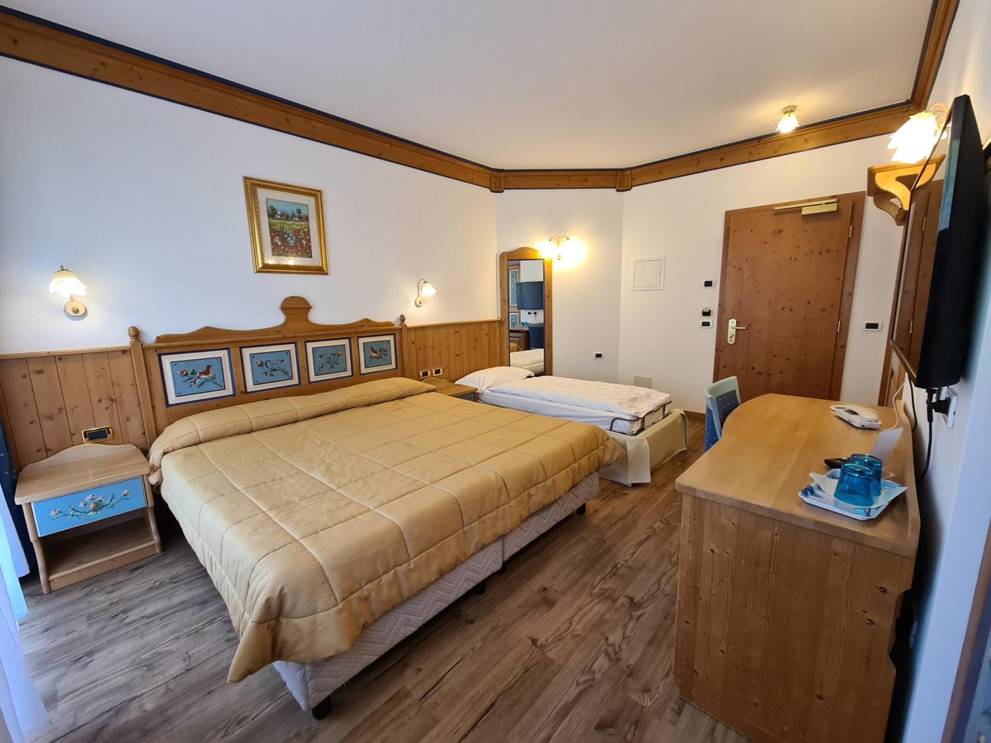Alpenhotel Panorama Campitello di Fassa Εξωτερικό φωτογραφία