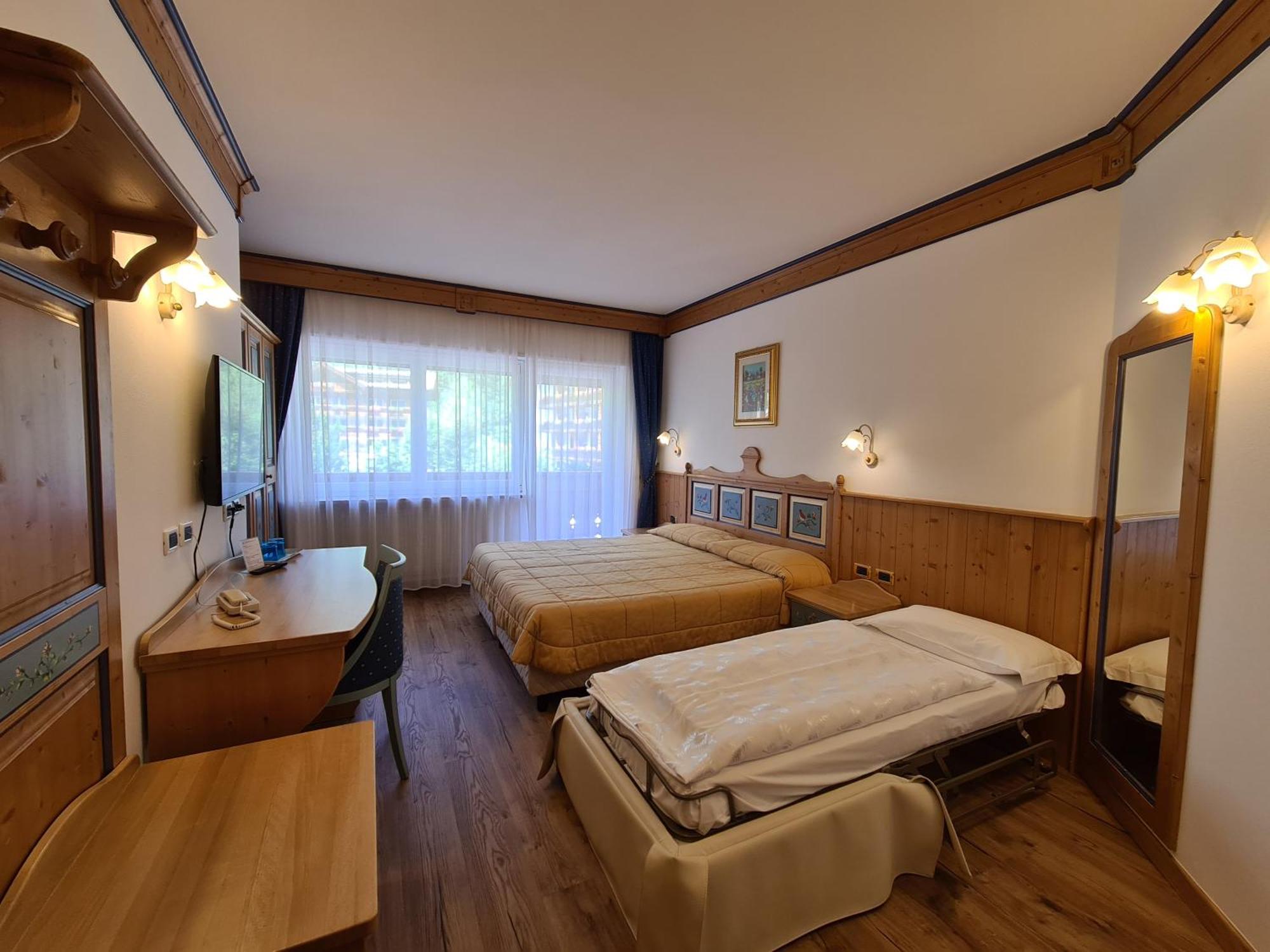 Alpenhotel Panorama Campitello di Fassa Εξωτερικό φωτογραφία